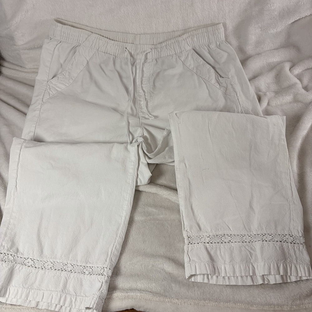 Pappagallo White Cotton Crochet Lace Hem Cropped Pants Med Coastal Grandma EUC